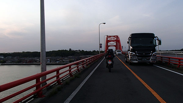 那珂川に掛かる橋